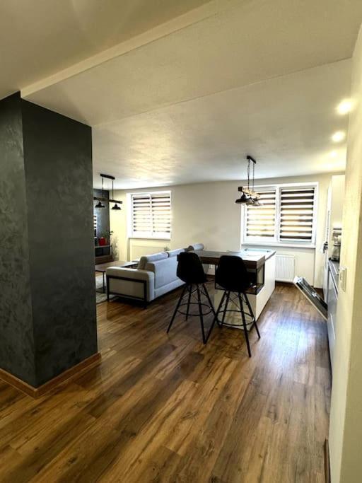 Modern Apartment In City Centre Banská Bystrica Eksteriør billede